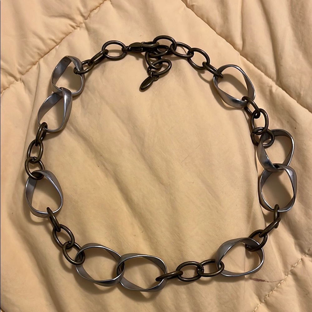 Jewel Kade two toned loop necklace.